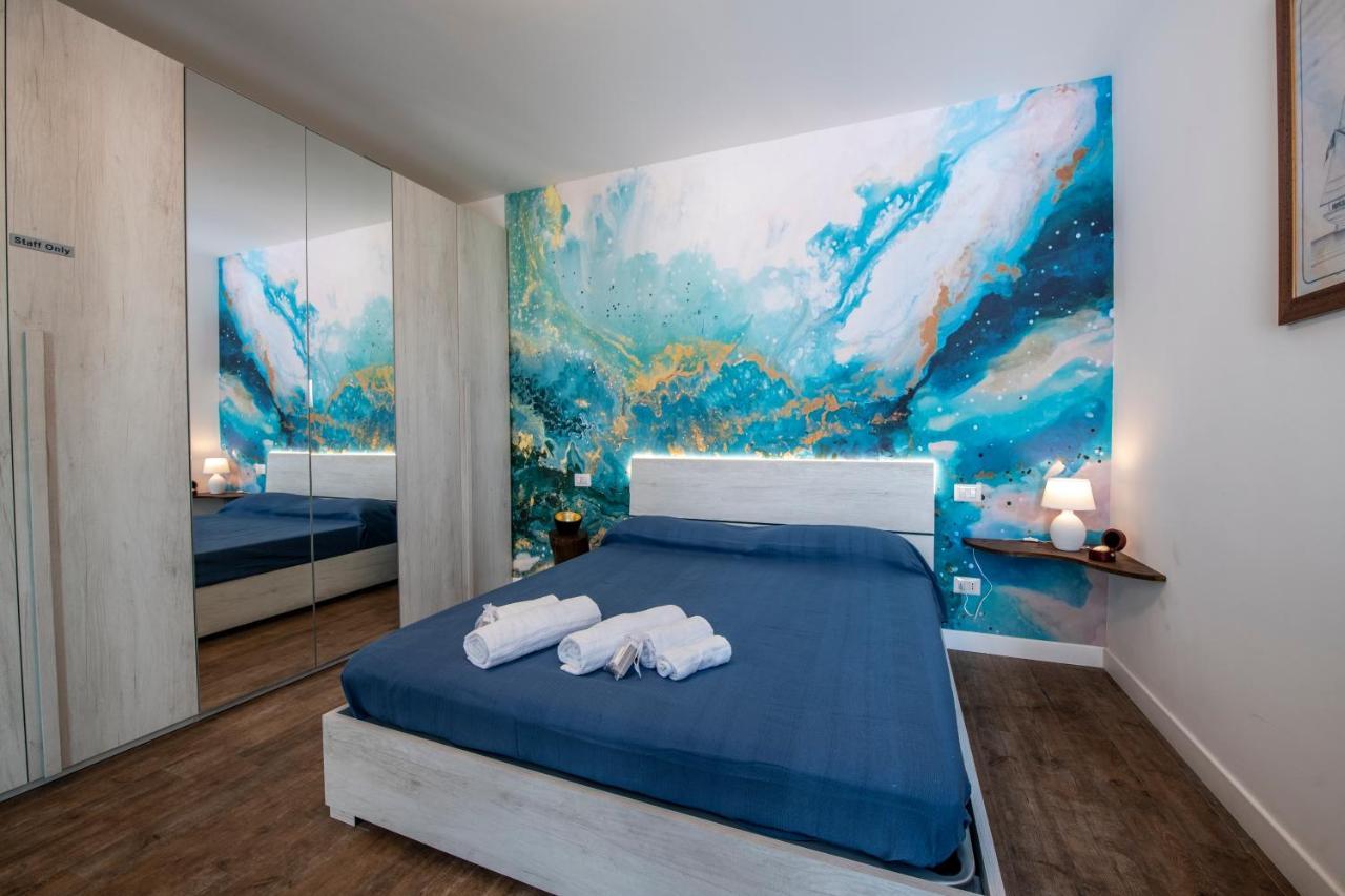 Apartamento Attico Luxury Con Parcheggio E Terrazza Vista Mozzafiato Génova Exterior foto