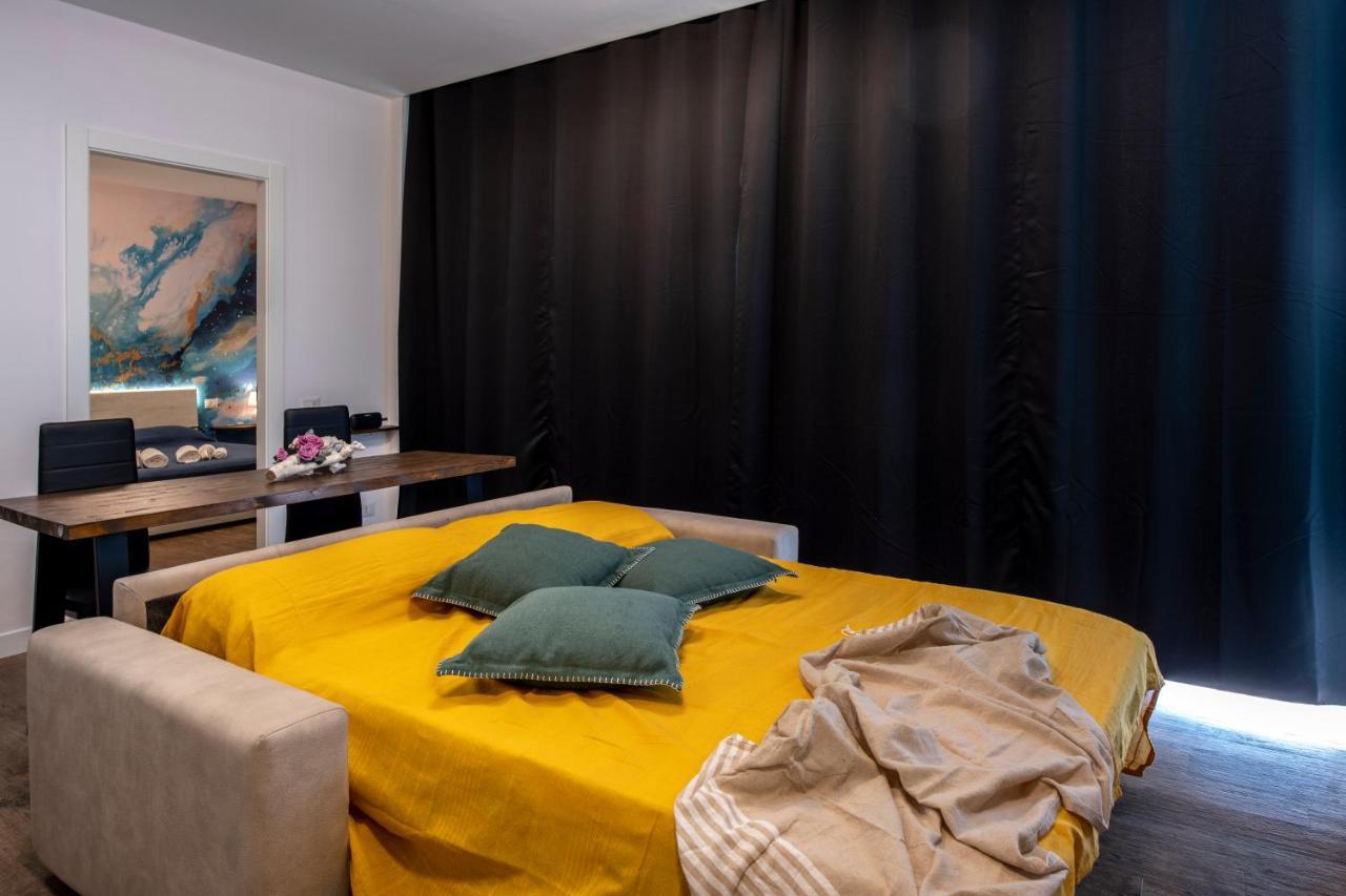 Apartamento Attico Luxury Con Parcheggio E Terrazza Vista Mozzafiato Génova Exterior foto