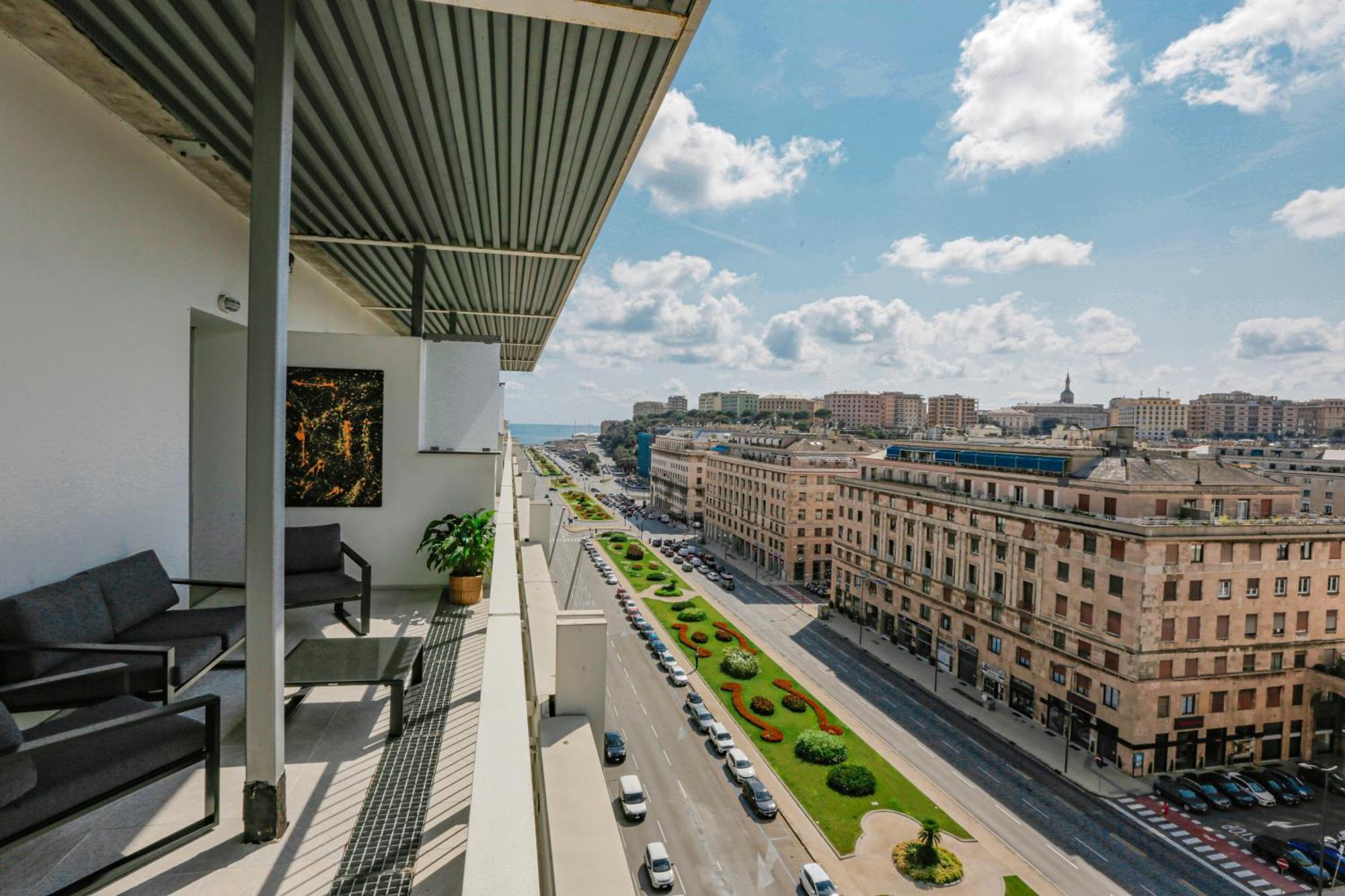Apartamento Attico Luxury Con Parcheggio E Terrazza Vista Mozzafiato Génova Habitación foto