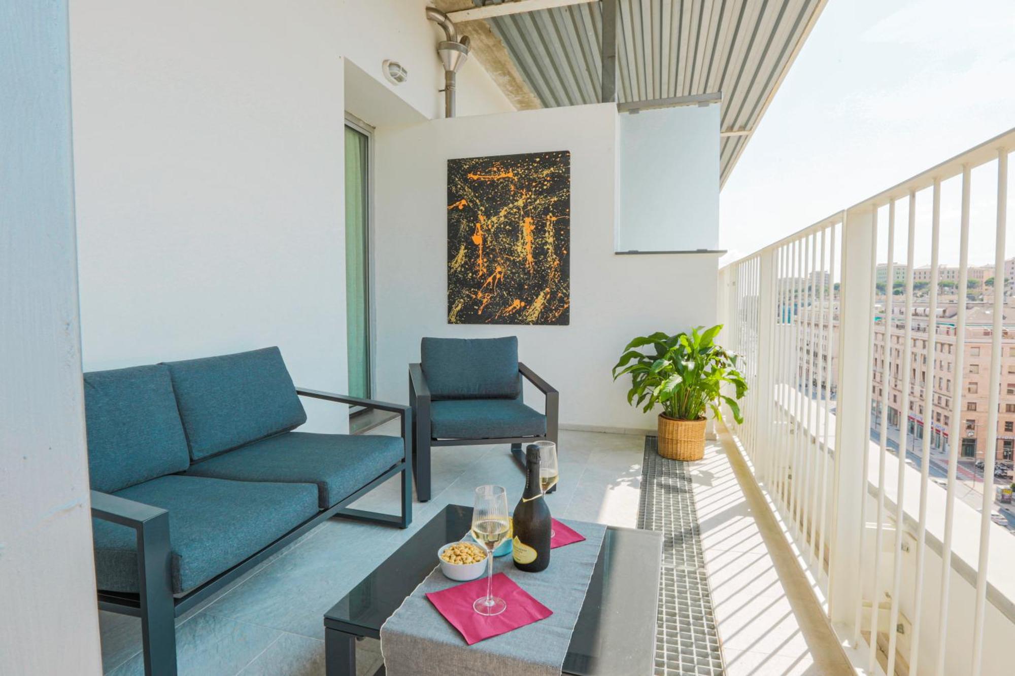 Apartamento Attico Luxury Con Parcheggio E Terrazza Vista Mozzafiato Génova Habitación foto